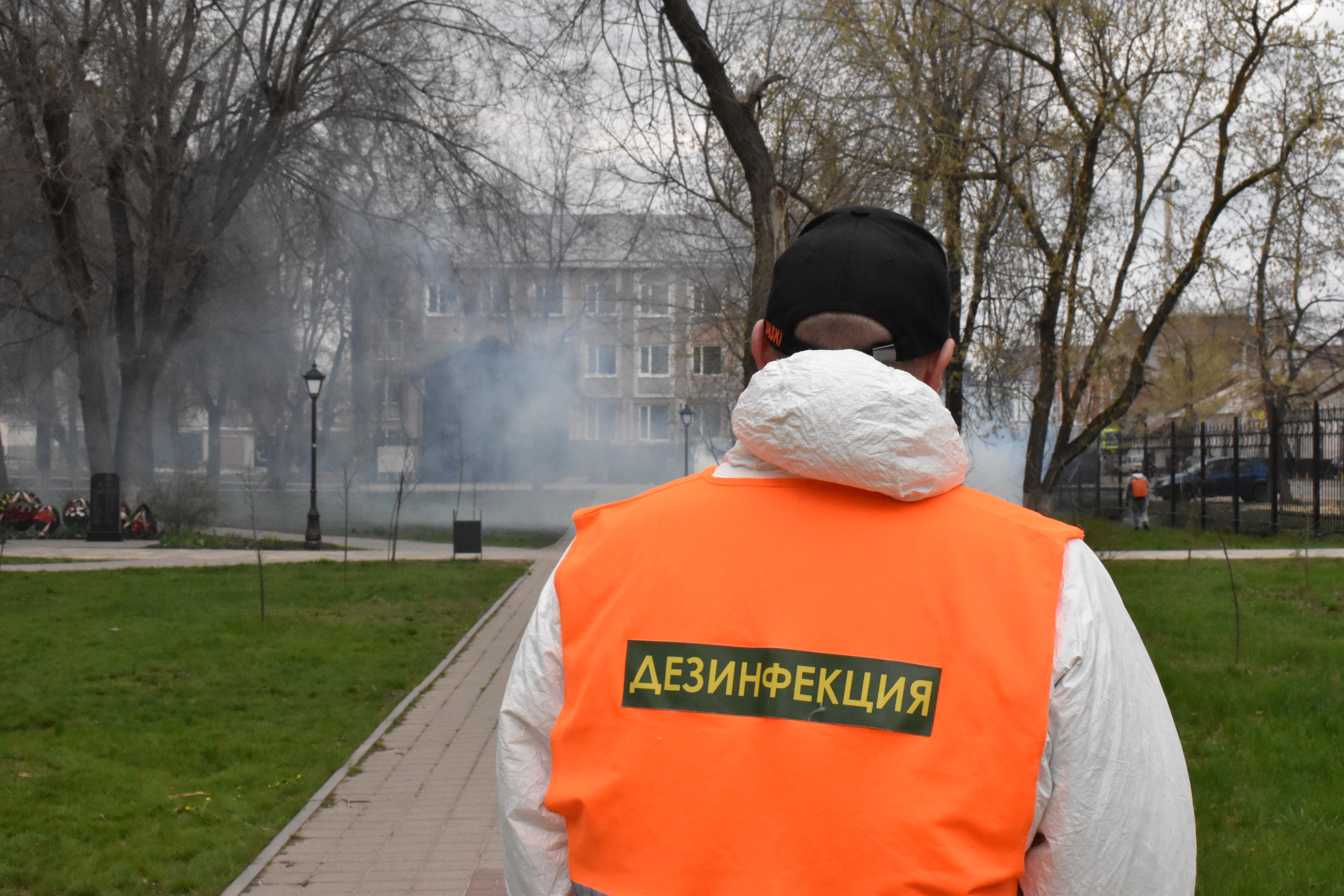 Определен подрядчик на проведение работ по дезинсекции городских территорий от комаров и клещей..